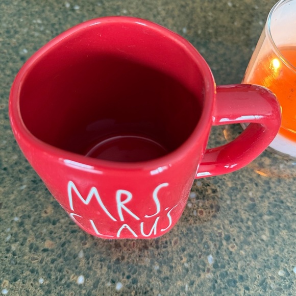 NWOT Rae Dunn Mrs. Claus ceramic coffee mug/cup - Picture 4 of 7